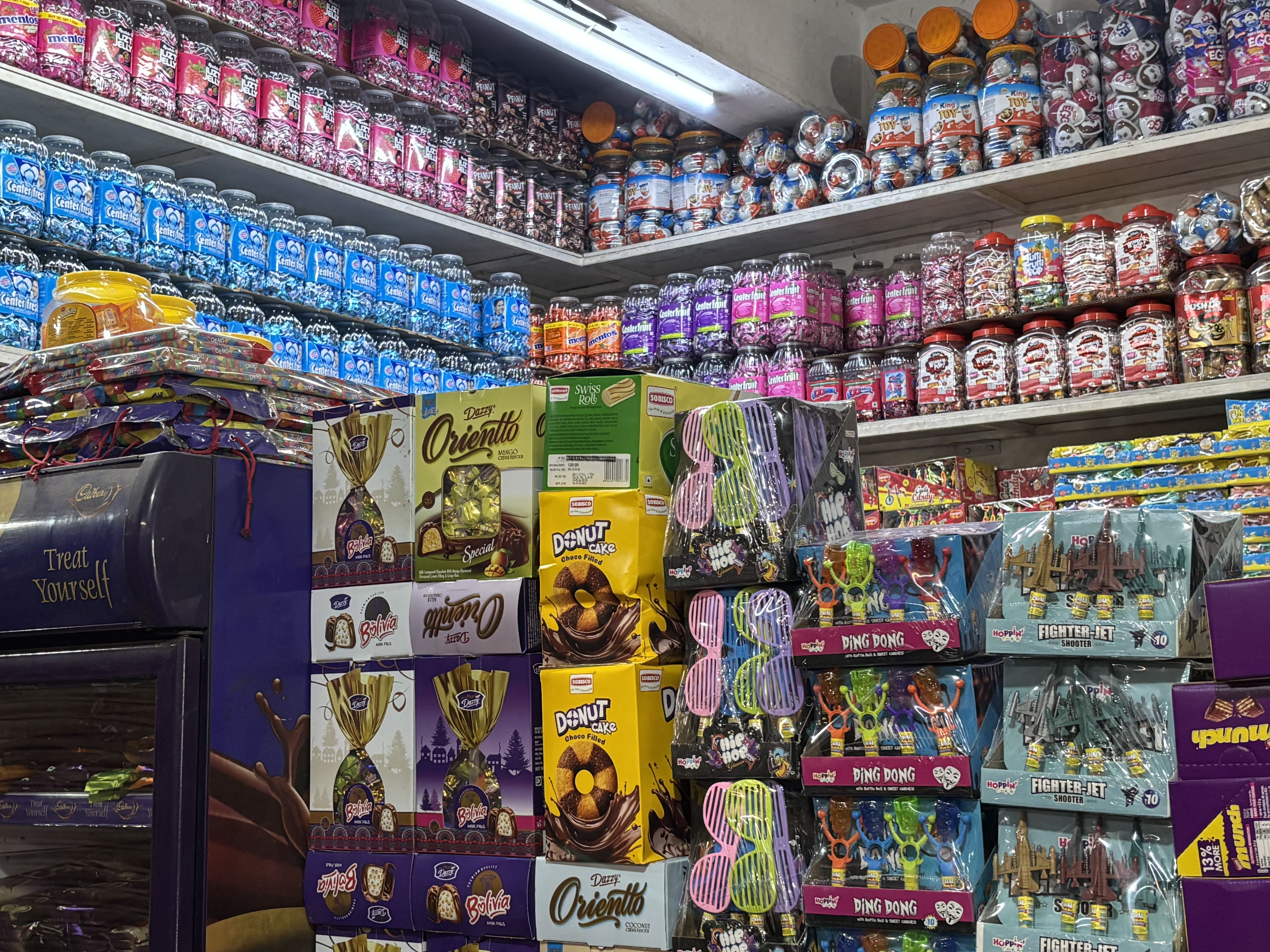 Faisal Sweets Center — Photo 5