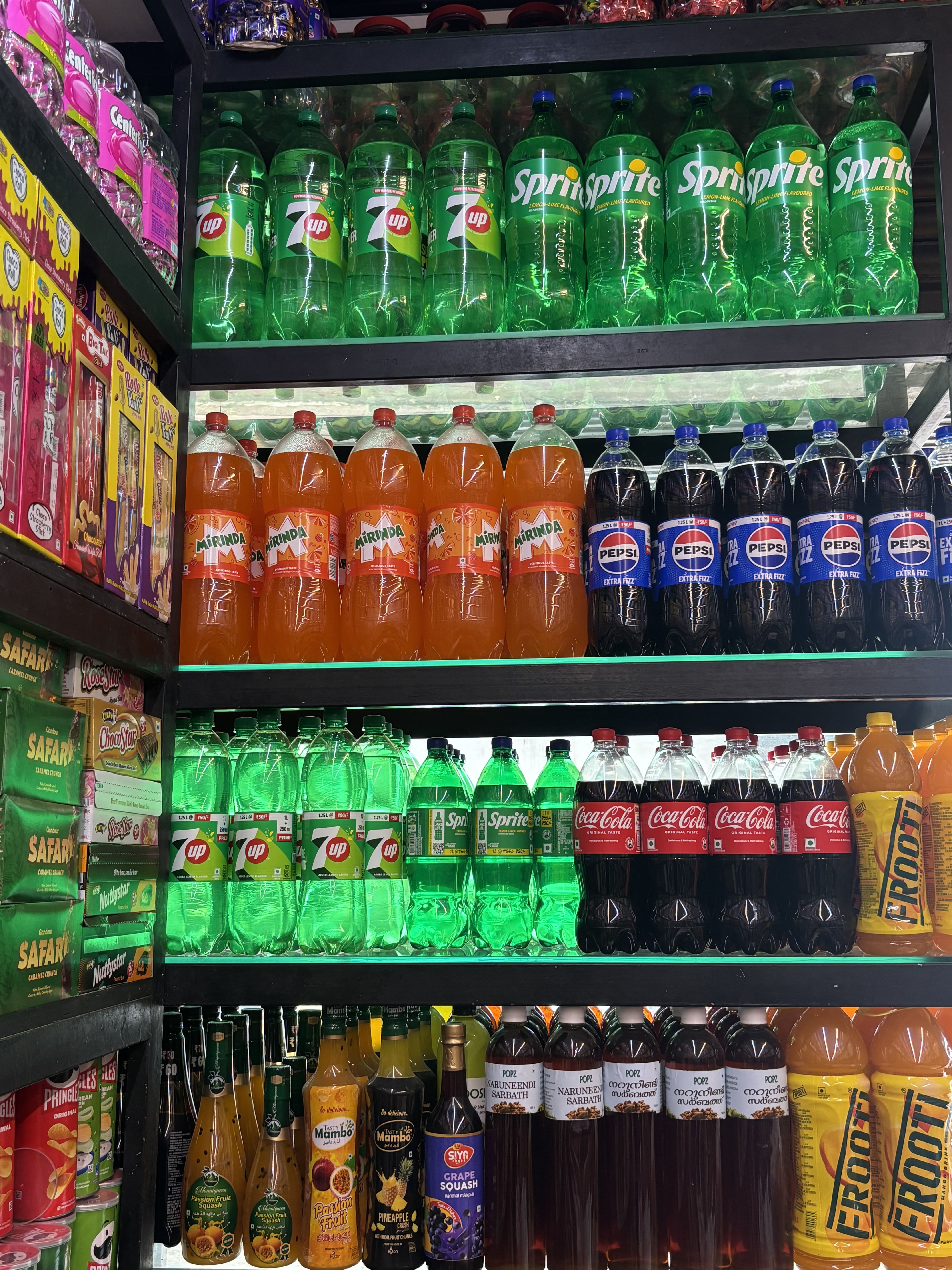 Faisal Sweets Center — Photo 10