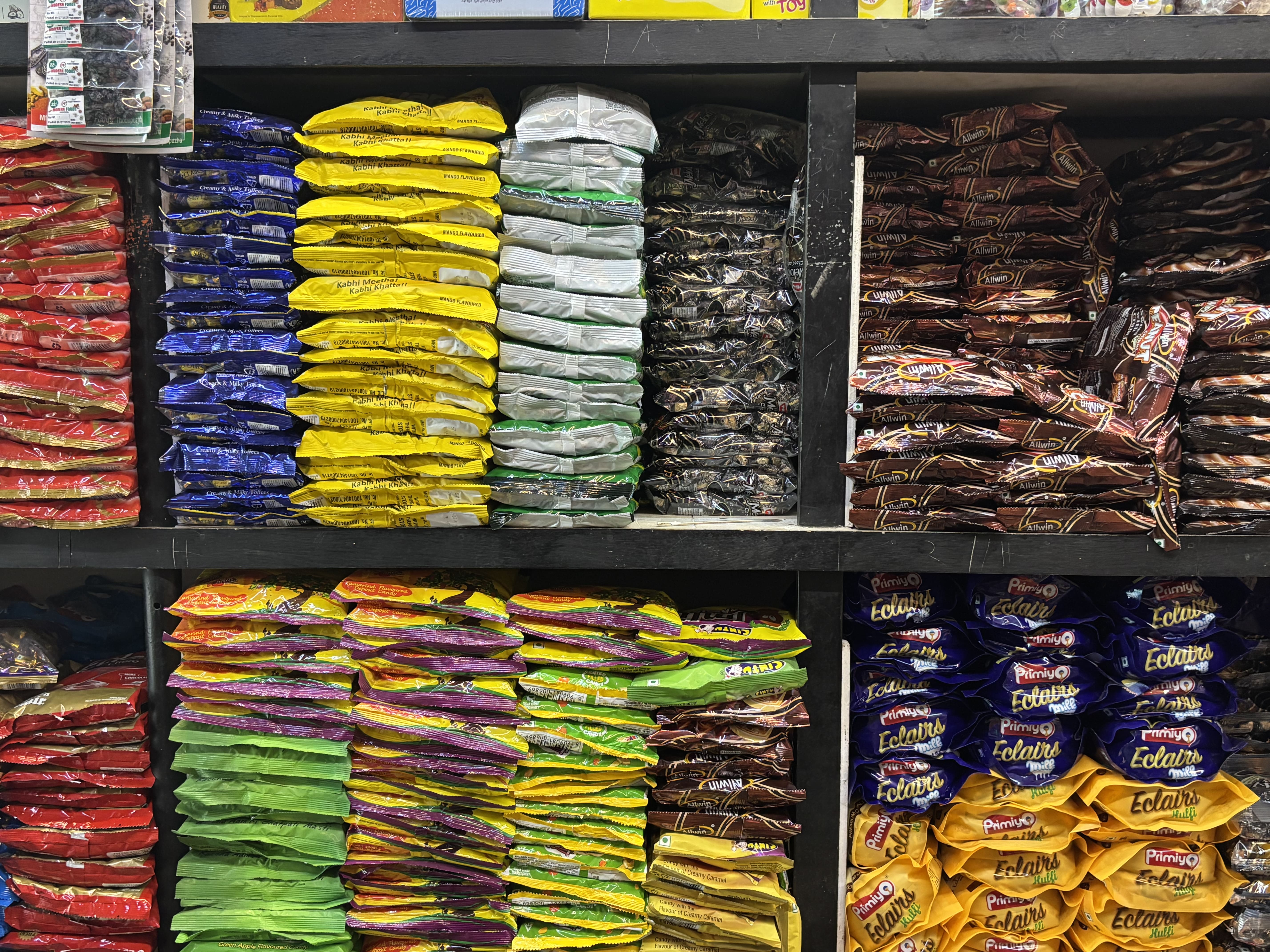 Faisal Sweets Center — Photo 11